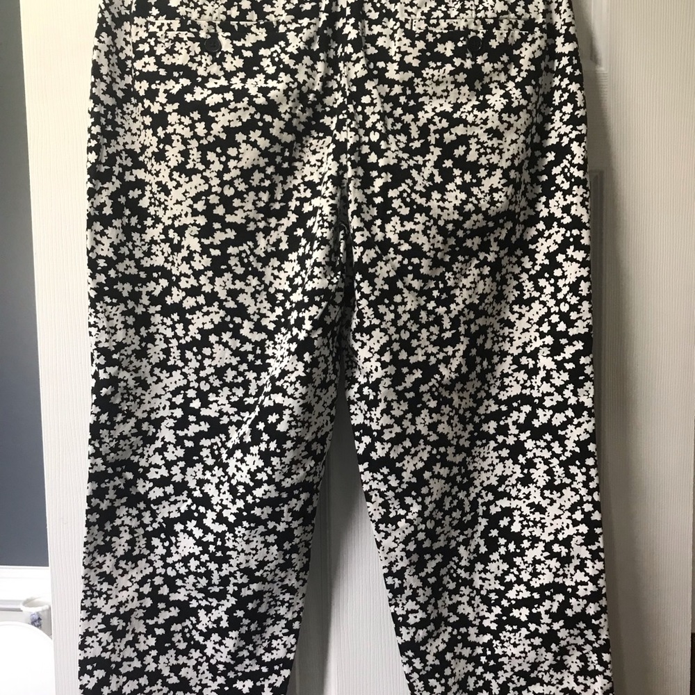 Talbots pants Floral -classic timeless pants size 12